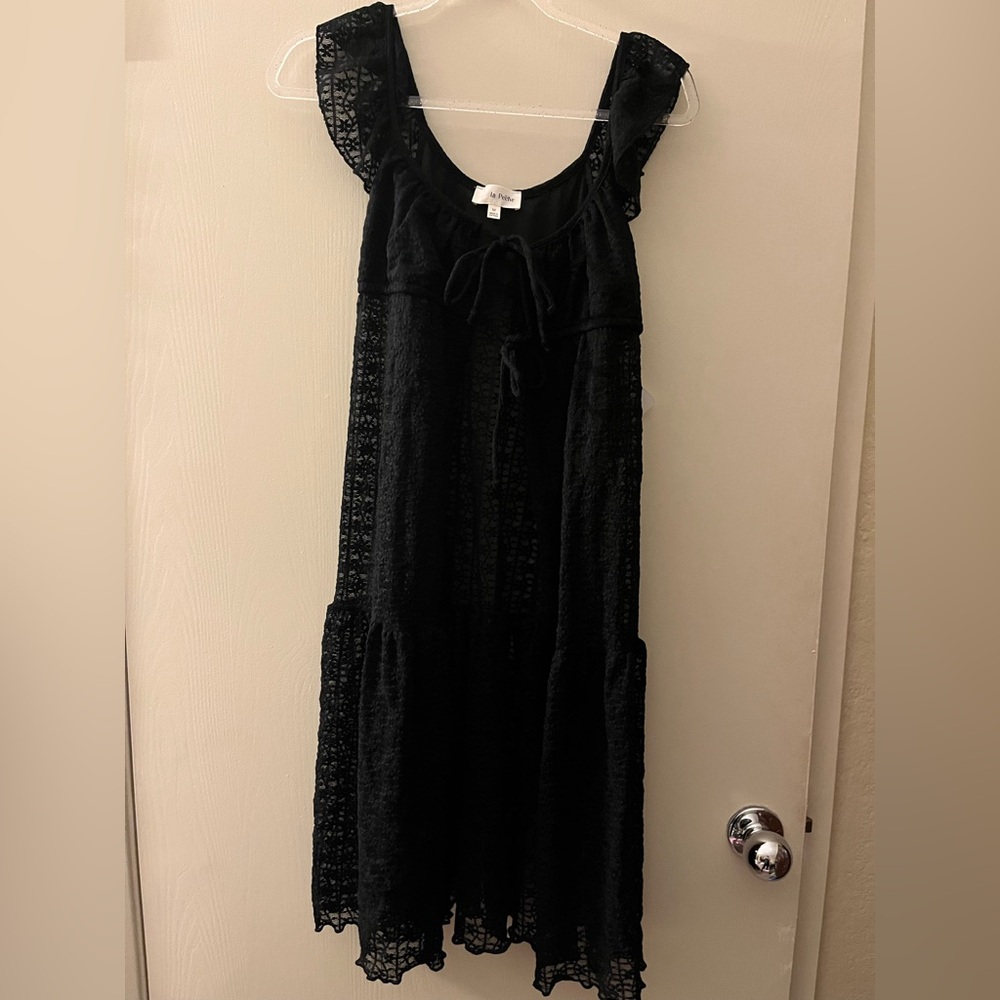 Black Lace Tie-Neck Maxi Dress